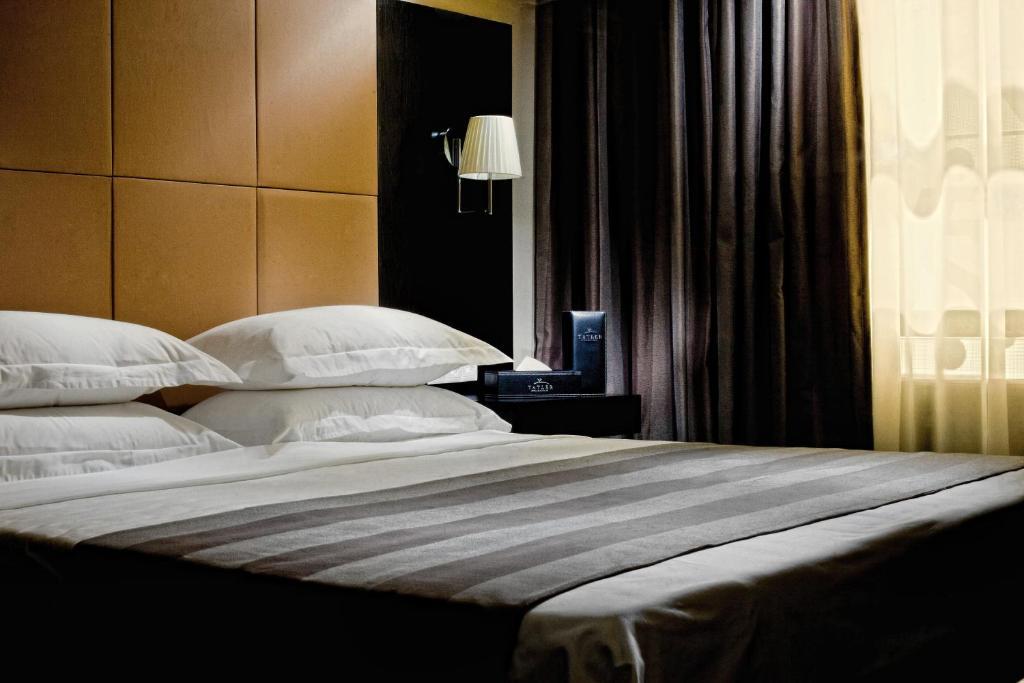 Voyage Hotel Karagandy 部屋 写真