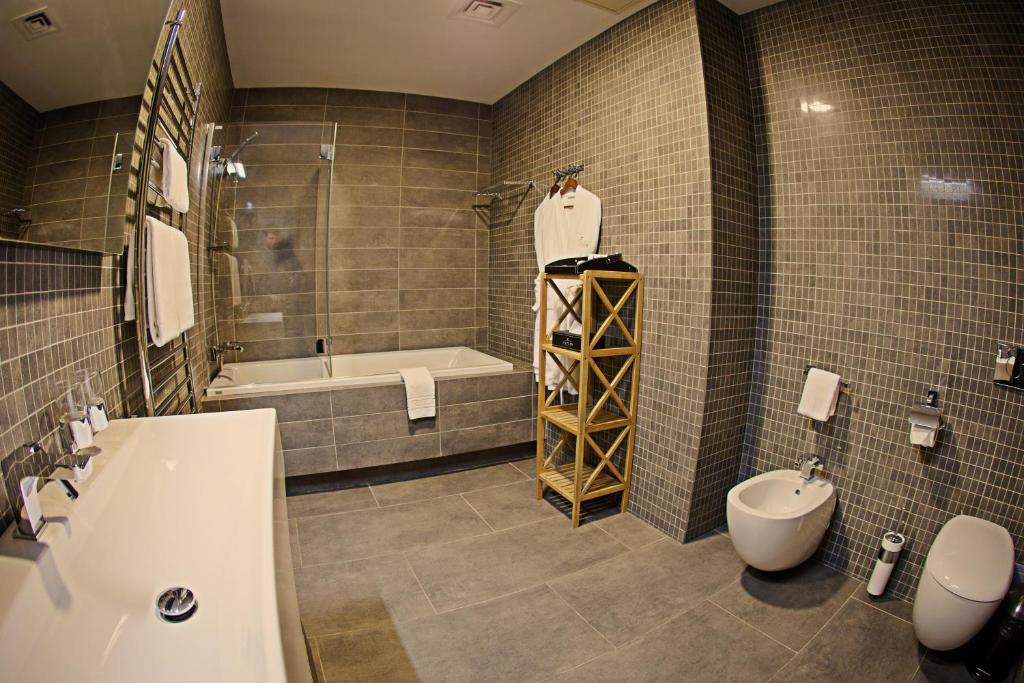 Voyage Hotel Karagandy 部屋 写真
